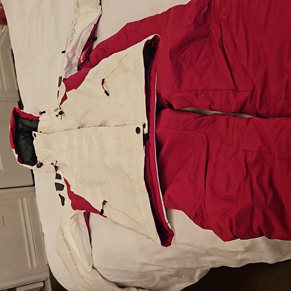 Ski Suit - Picture 7 of 7
